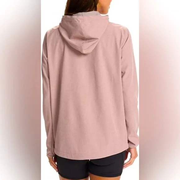 Vuori Women’s Outdoor Trainer Javket in mauve! - Picture 4 of 9